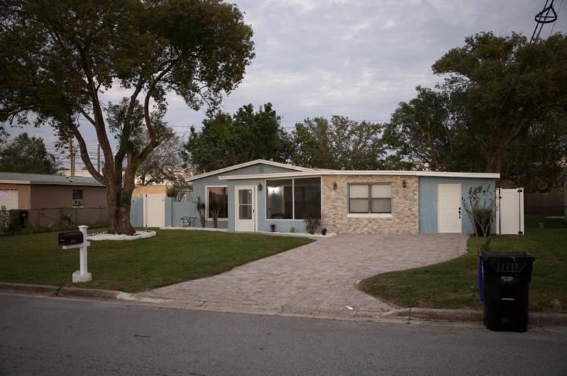 Casa de férias Beautiful Modern 4 Bedroom 2 Ba House - International Drive *